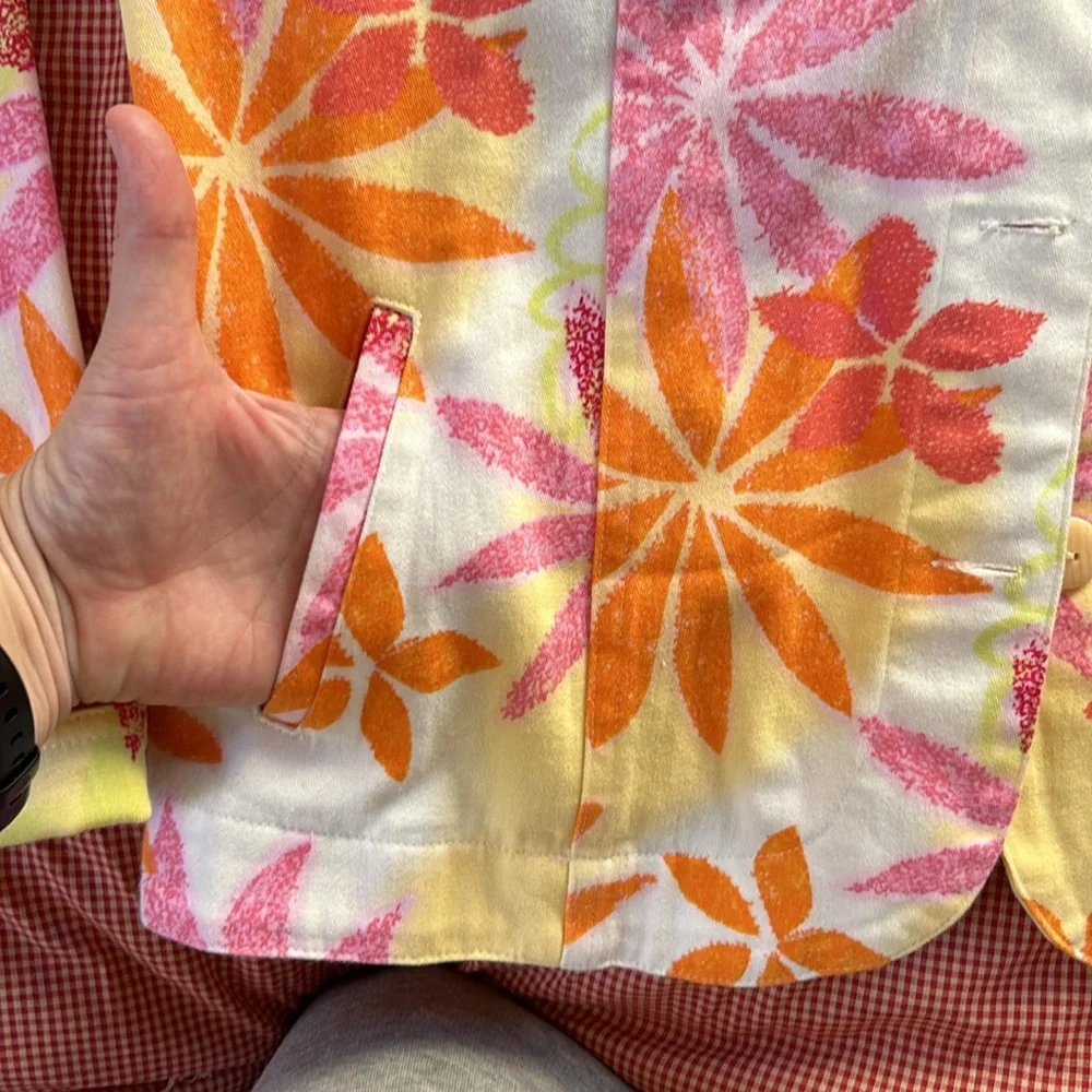 Fun floral jacket - Picture 5 of 7